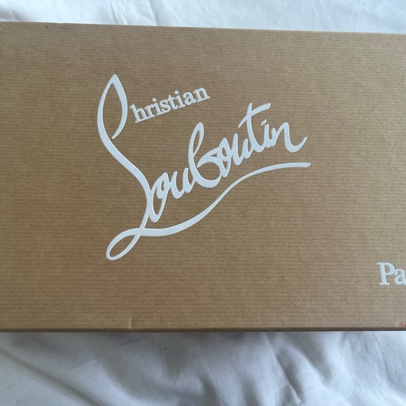 *Authentic* Christian Louboutin Kate 100 Veau Velours in color Bomba - Picture 10 of 12